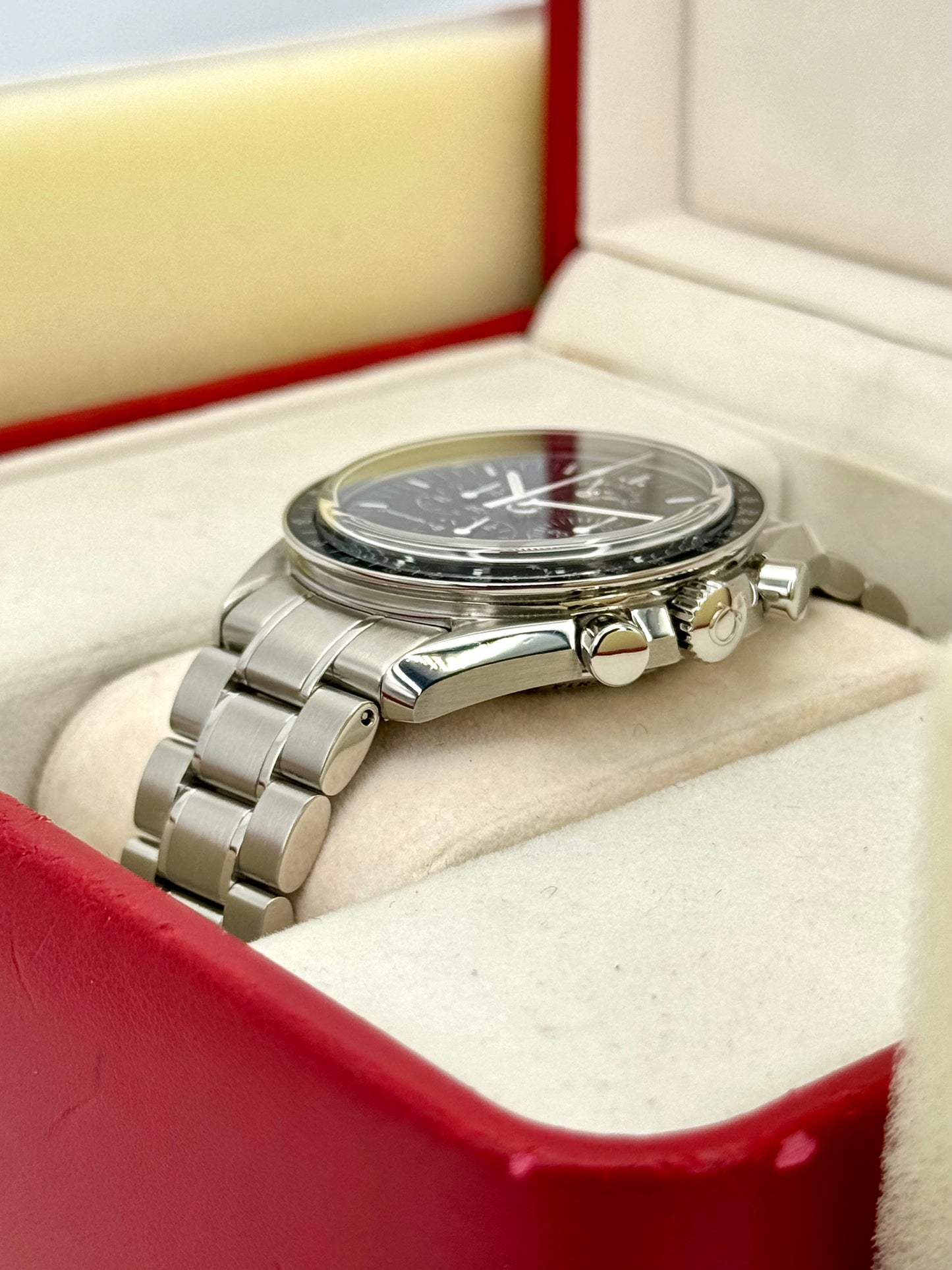 2013 Omega Speedmaster 42mm 3576.50.00 Professional Moonphase - MyWatchLLC