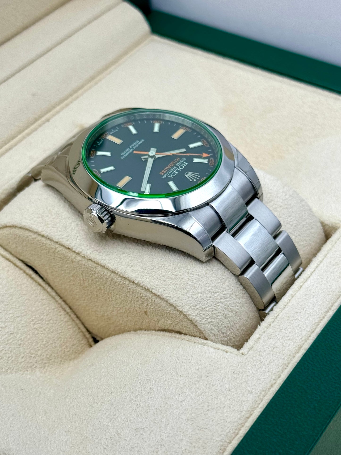 NEW 2009 Rolex Milgauss 40mm 116400GV Black Dial