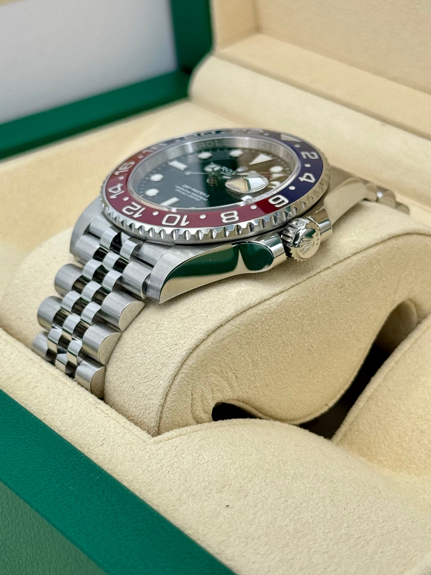 NEW 2019 GMT-Master II “Pepsi” 40mm 126710BLRO Jubilee Black Dial - MyWatchLLC