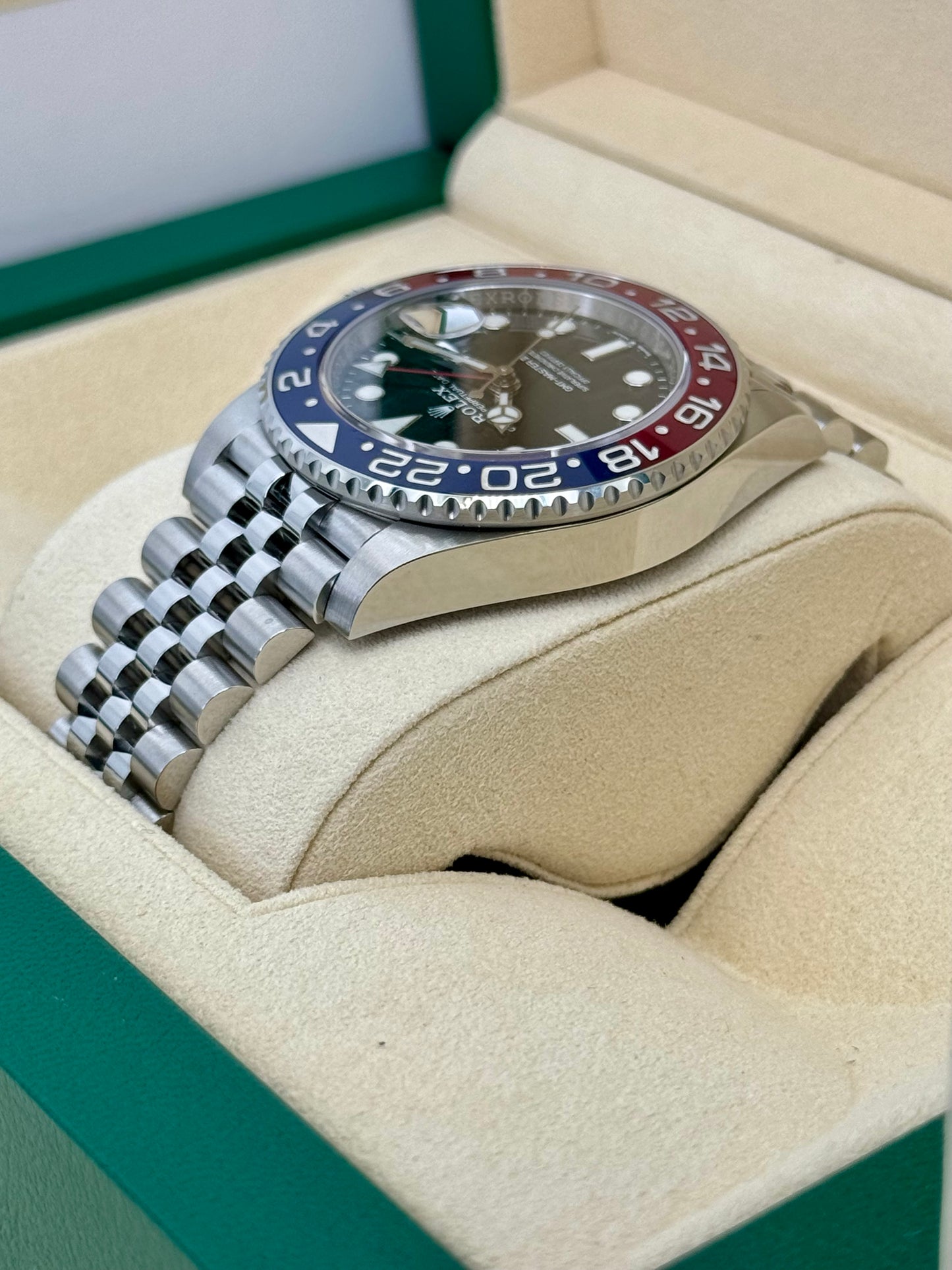 NEW 2019 GMT-Master II “Pepsi” 40mm 126710BLRO Jubilee Black Dial - MyWatchLLC