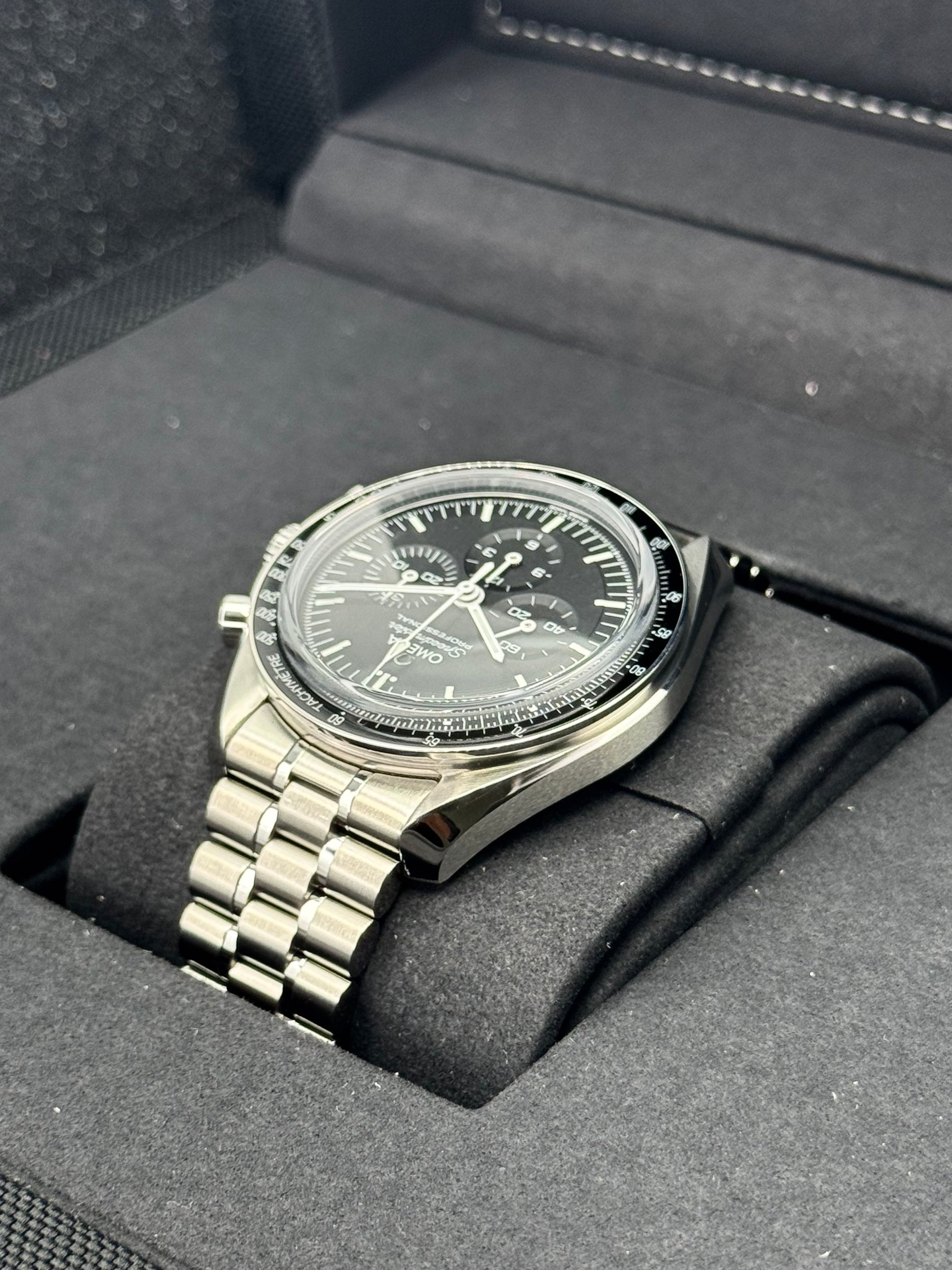 2022 Omega 42mm 310.30.42.50.01.002 Speedmaster Moonwatch Pro - MyWatchLLC