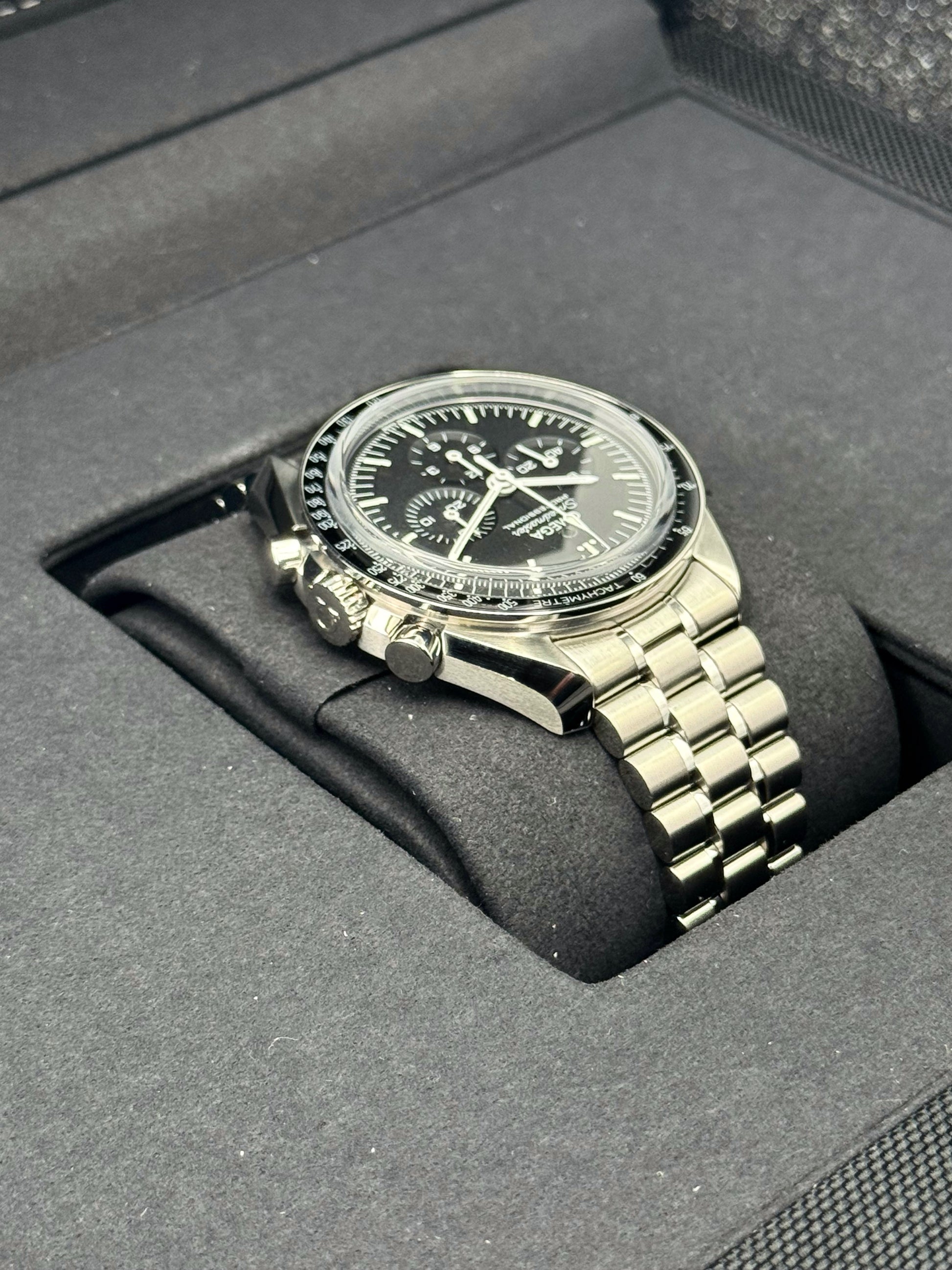 2022 Omega 42mm 310.30.42.50.01.002 Speedmaster Moonwatch Pro - MyWatchLLC