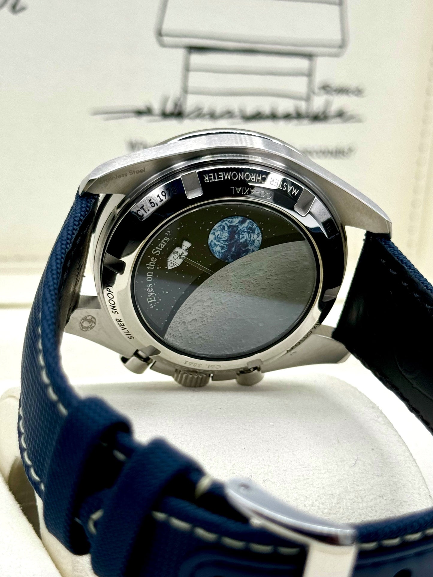 NEW 2025 Omega Speedmaster Silver Snoopy Award 310.32.42.50.02.001