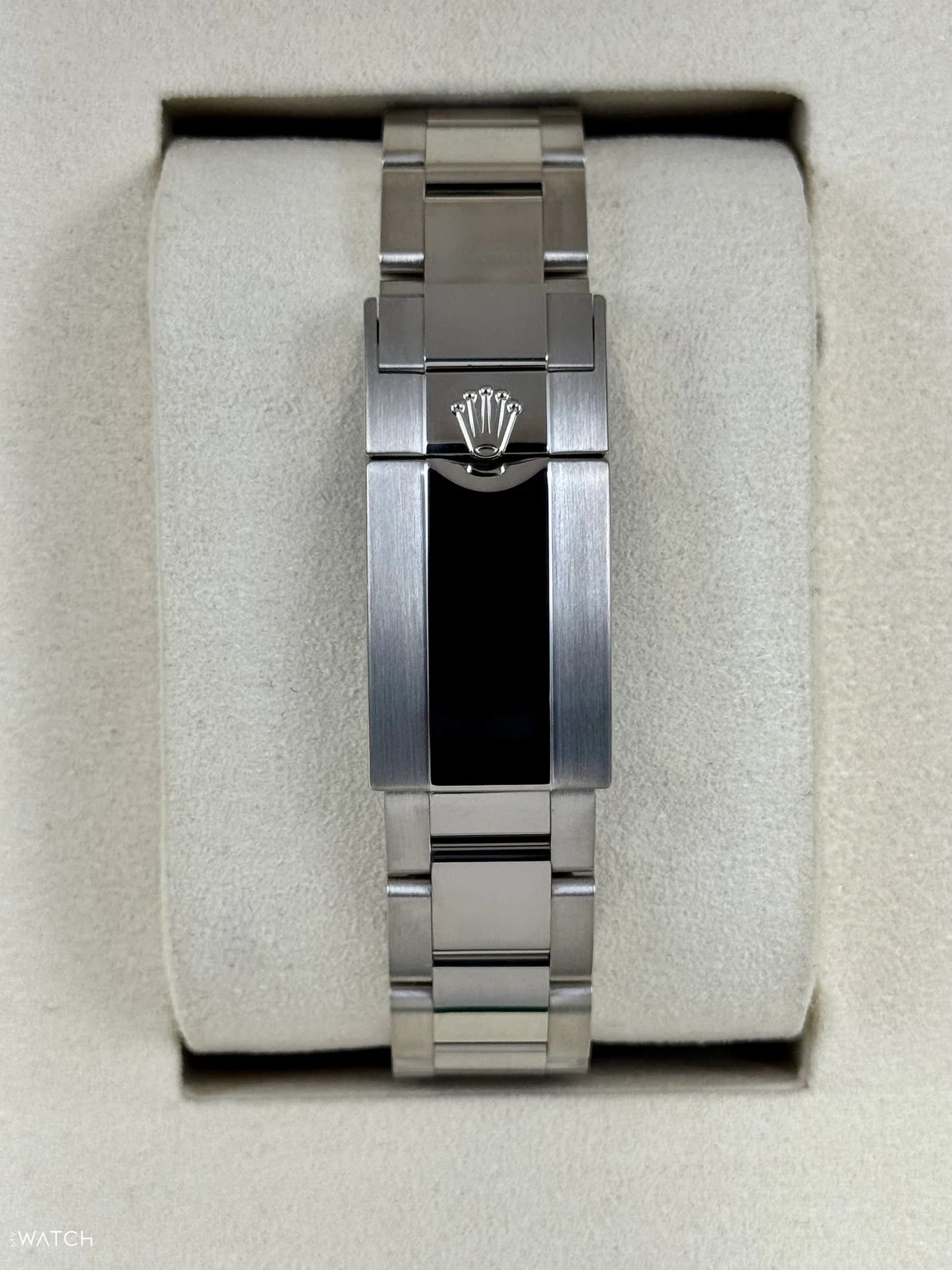 NEW 2025 Rolex Daytona 40mm 126579RBR Mother of Pearl Diamond Dial - MyWatchLLC