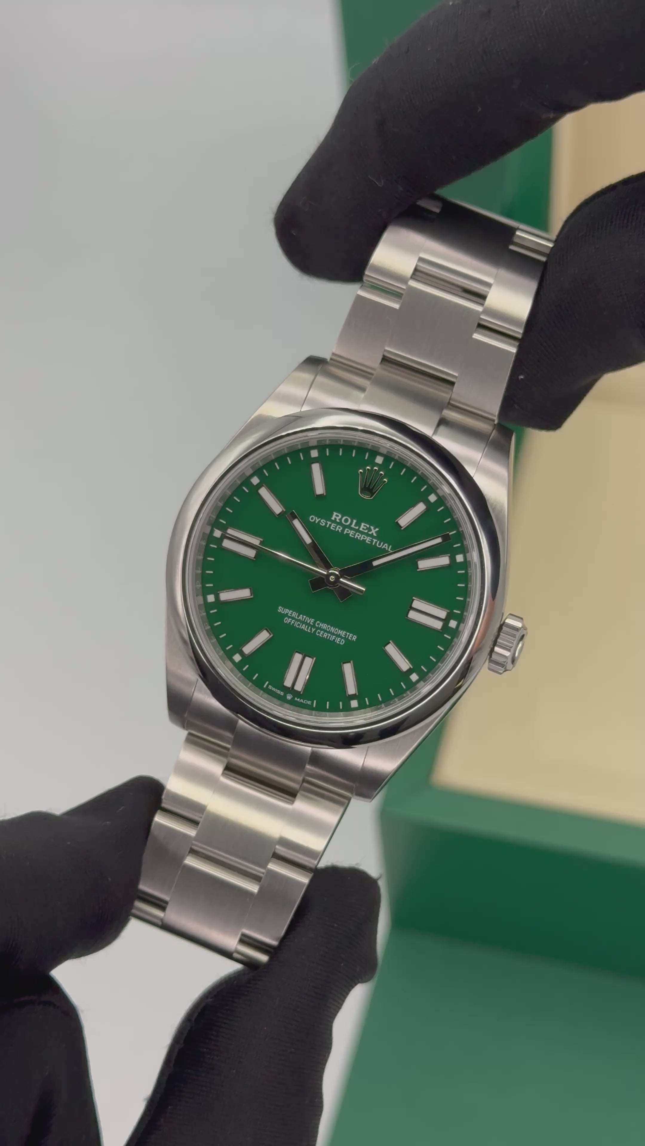 NEW 2025 Rolex Oyster Perpetual 41mm 134300 Green Dial