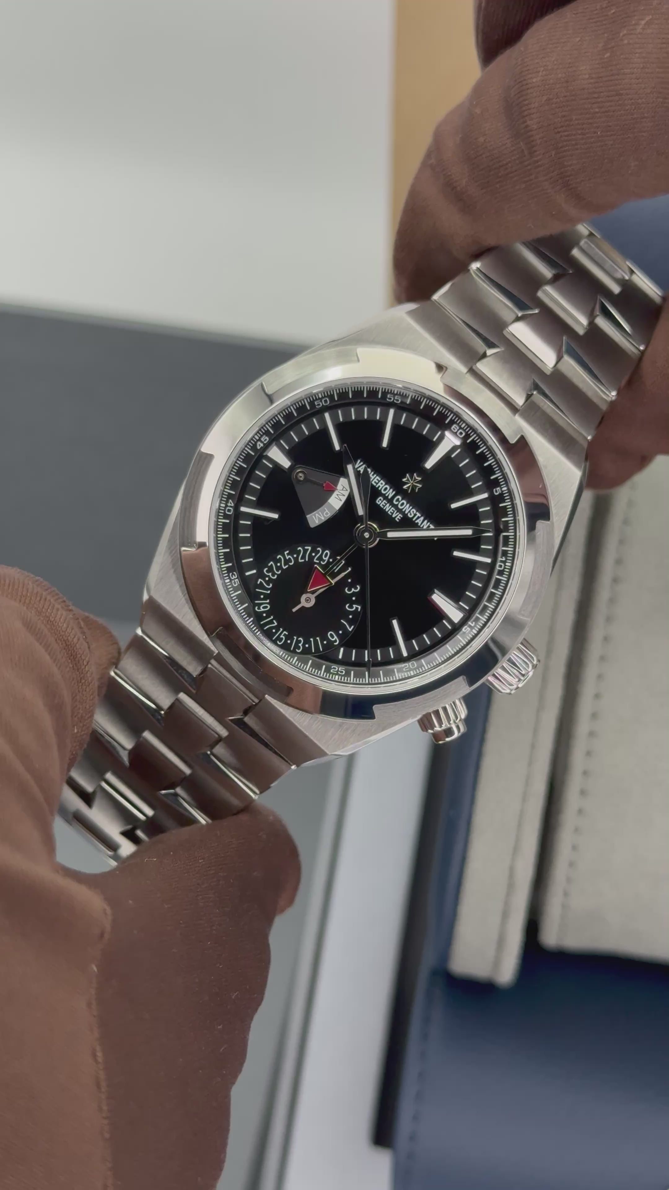 NEW 2025 Vacheron Constantin Overseas 41mm 7920V Dual Time