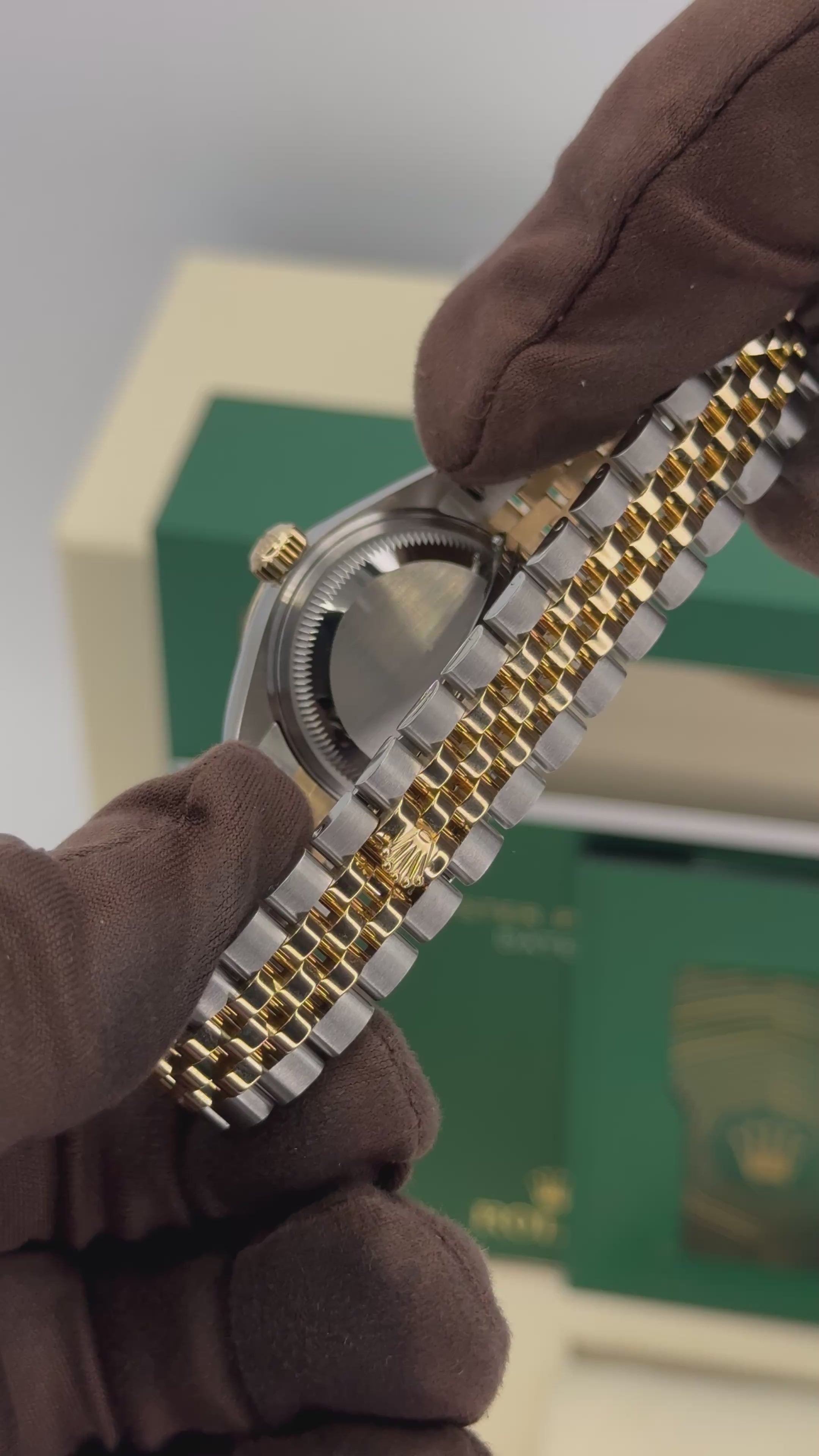 NEW 2024 Rolex Lady Datejust 28mm 279173 Jubilee Champagne Dial
