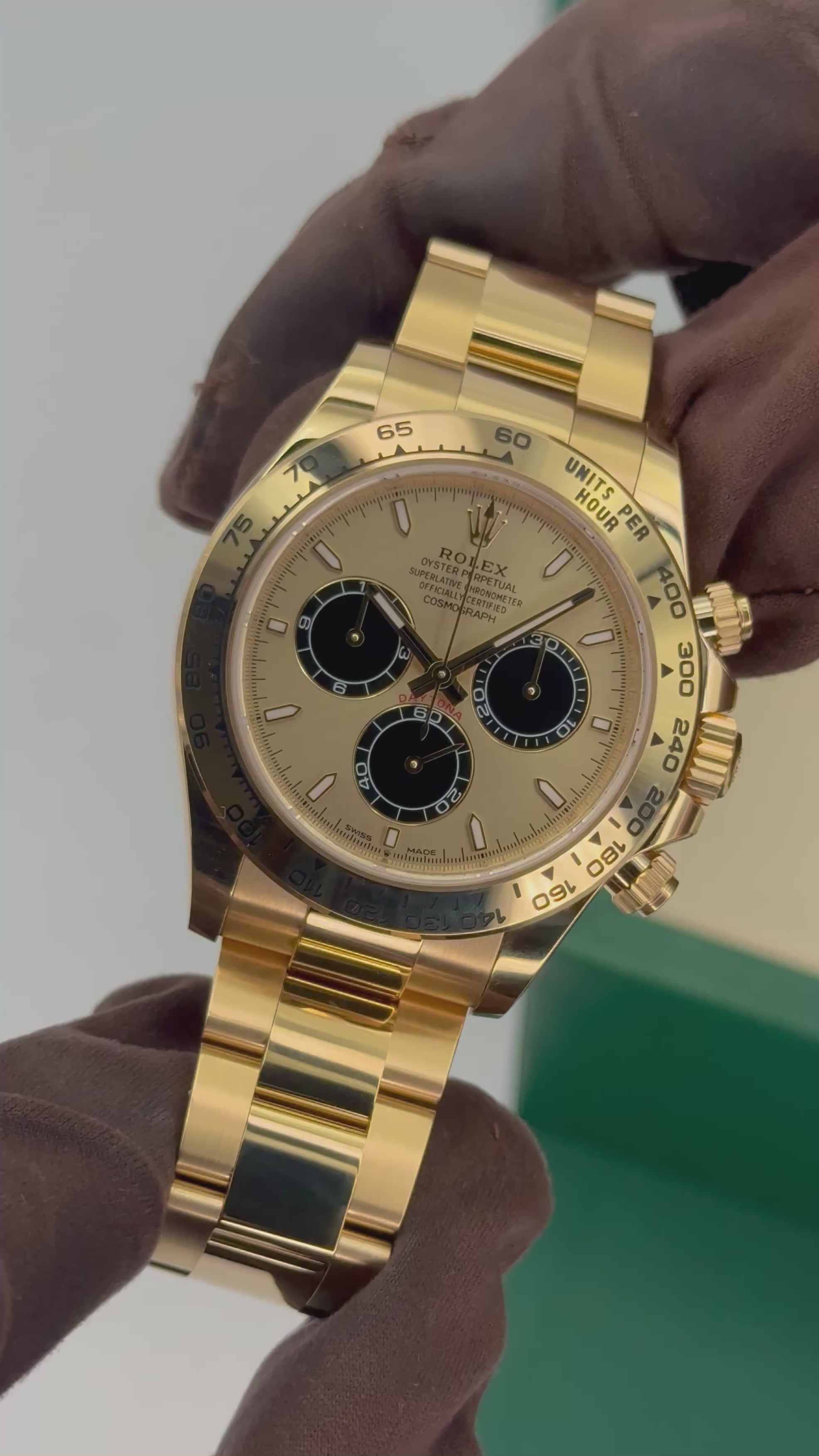 NEW 2026 Rolex Daytona 40mm 126508 18K Yellow Gold Champagne 