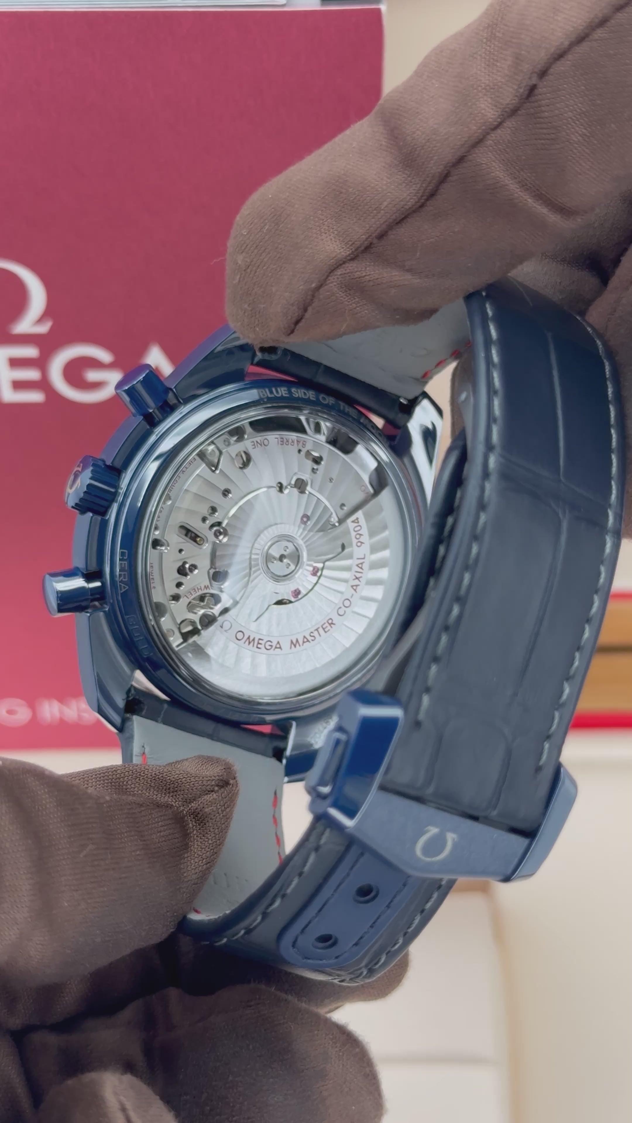 New 2024 Omega Speedmaster Moonphase 44.2mm 30493445203001 Blue Dial