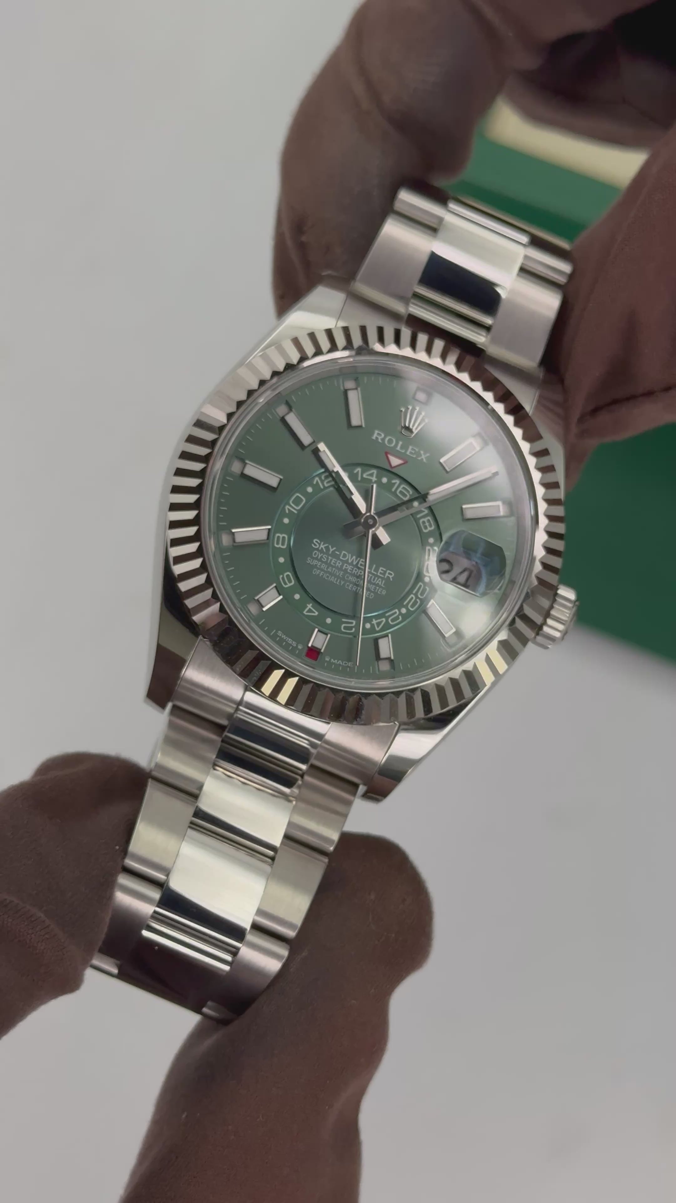 NEW 2026 Rolex Sky-Dweller 42mm 336934 Oyster Green Dial