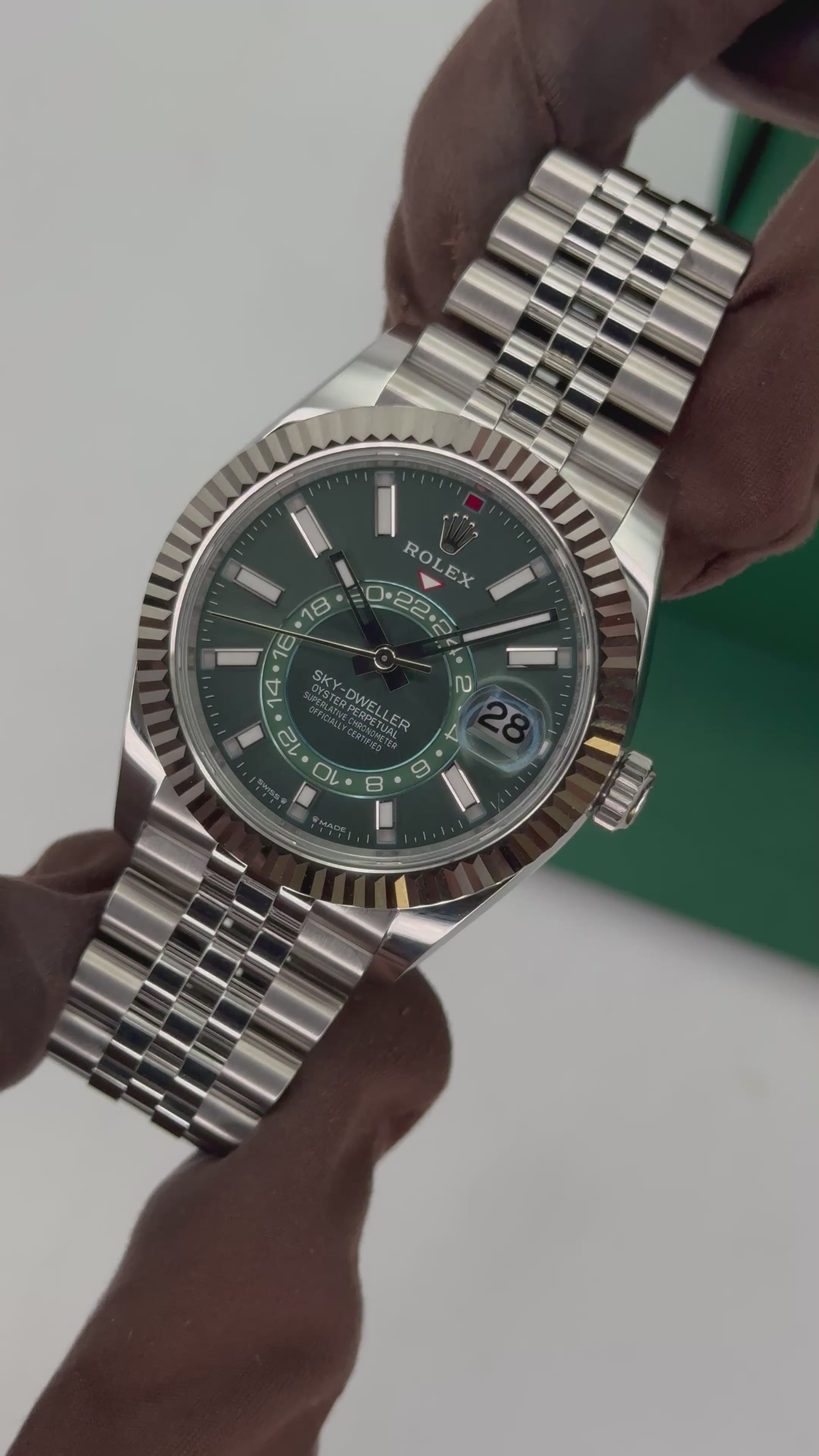 NEW 2026 Rolex Sky-Dweller 42mm 336934 Jubilee Green Dial (STICKERED)