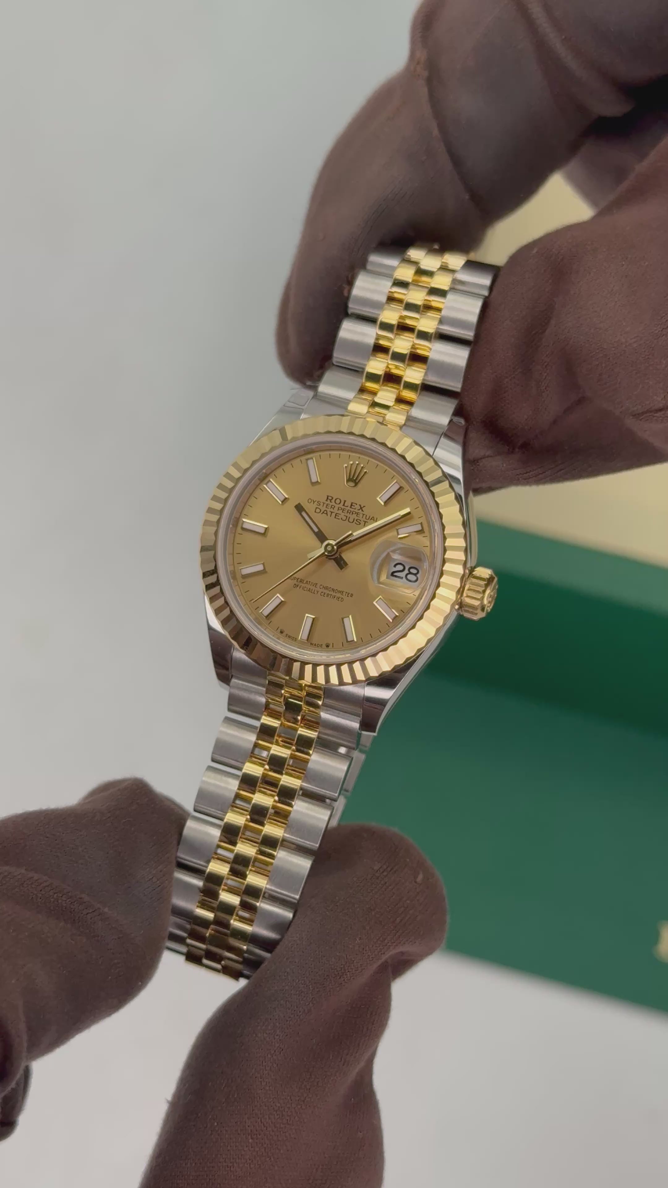 NEW 2026 Rolex Lady Datejust 28mm 279173 Jubilee Champagne Dial