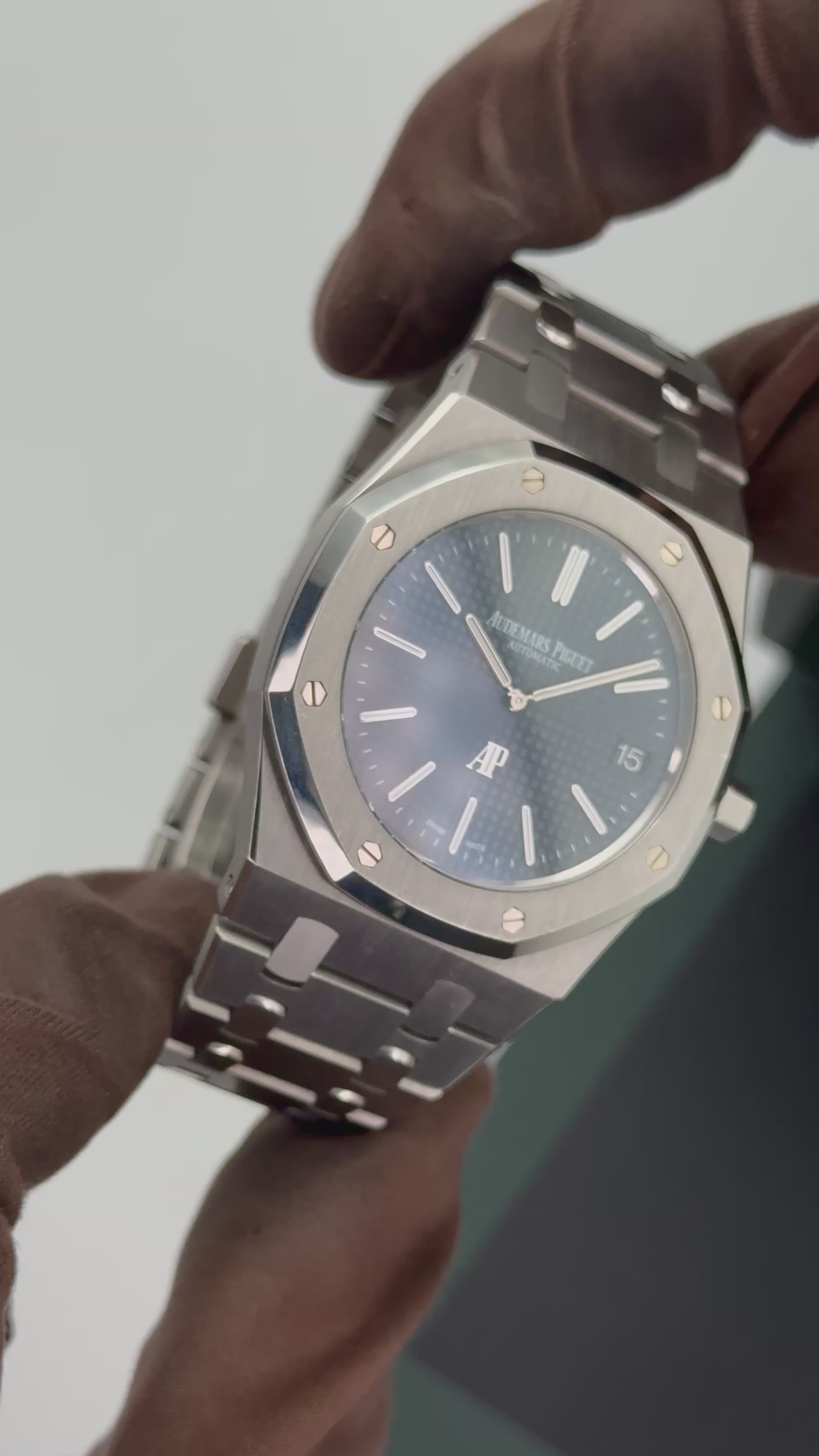 2016 Audemars Piguet Royal Oak Jumbo 39mm 15202ST Stainless Steel Blue