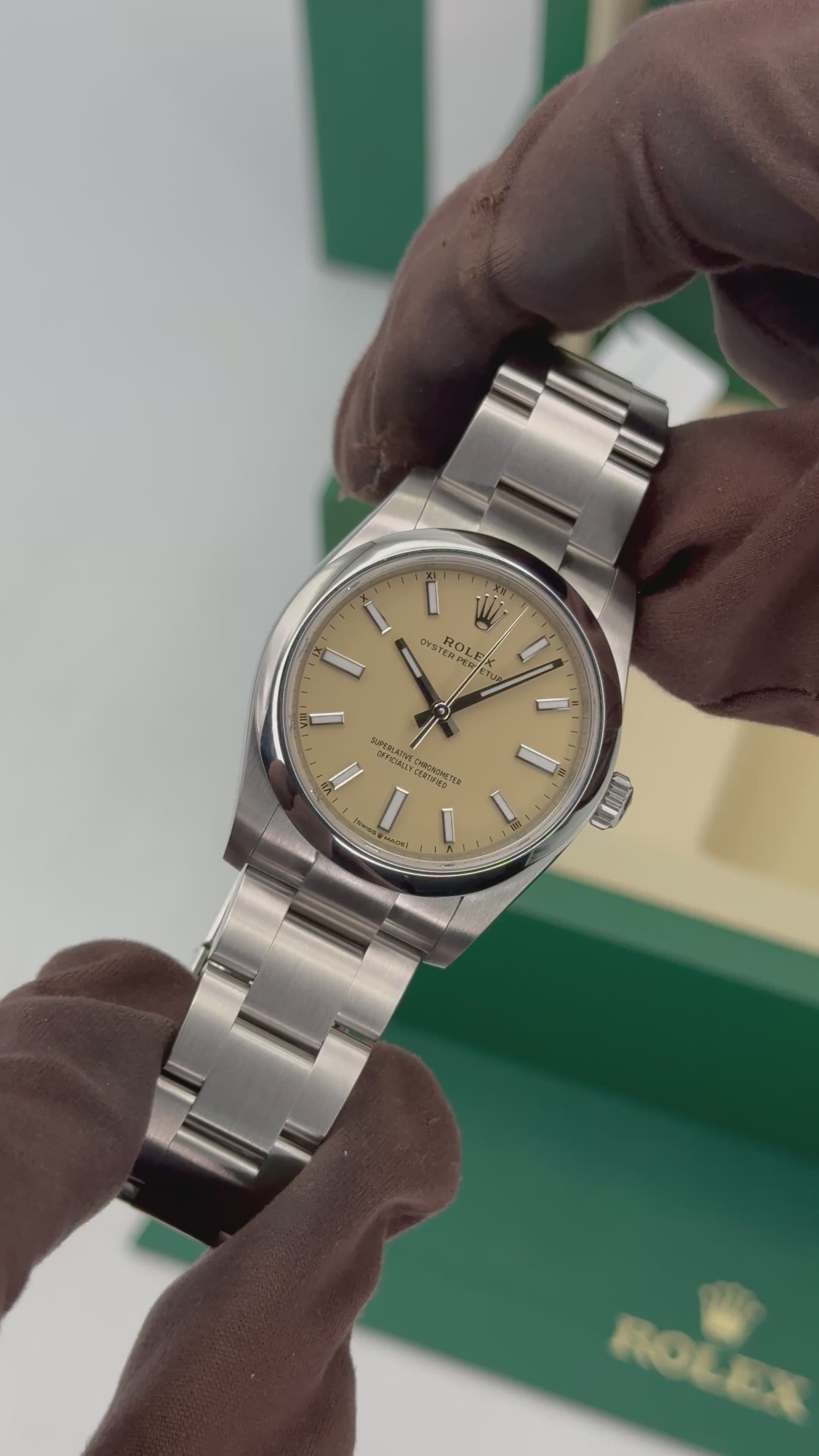 NEW 2026 Rolex Oyster Perpetual 34mm 124200 Stainless Steel Beige Dial