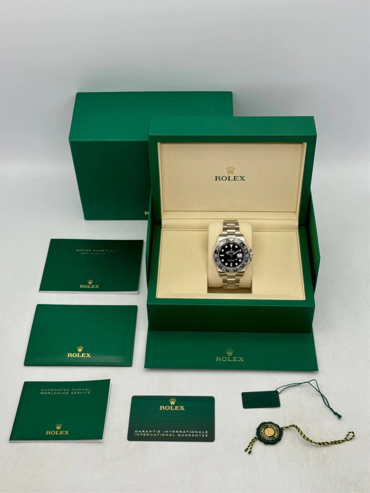 NEW 2026 Rolex GMT-Master II Bruce Wayne 40mm 126710GRNR Oyster (NEW STYLE CARD)