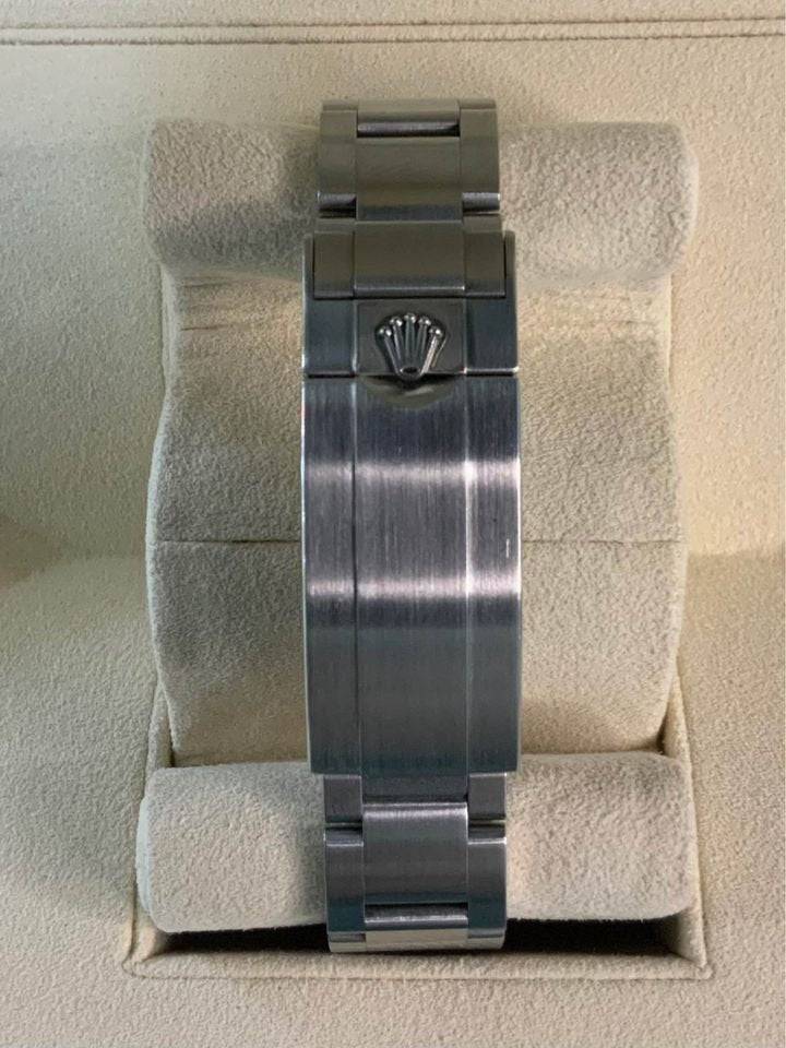 2012 Rolex Submariner 40mm "Hulk" 116610LV Stainless Steel Oyster Bracelet with Box and Papers - MyWatchLLC